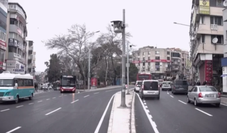 Buca Asfalt Atağı: Şirinyer Nefes Aldı