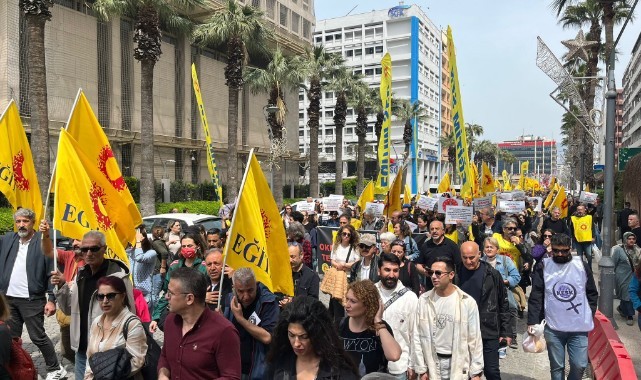 İzmir’de öğretmenlerden şiddete tepki: “Sendikalar olarak yıllardır uyarıyoruz”