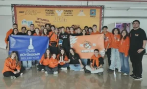 İzmir’in gençleri teknoloji zaferi kazandı!